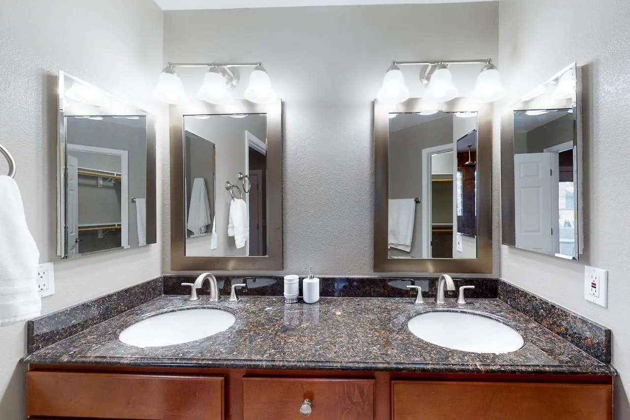 Luxe Lakewood Villa Phoenix Casa vacanze